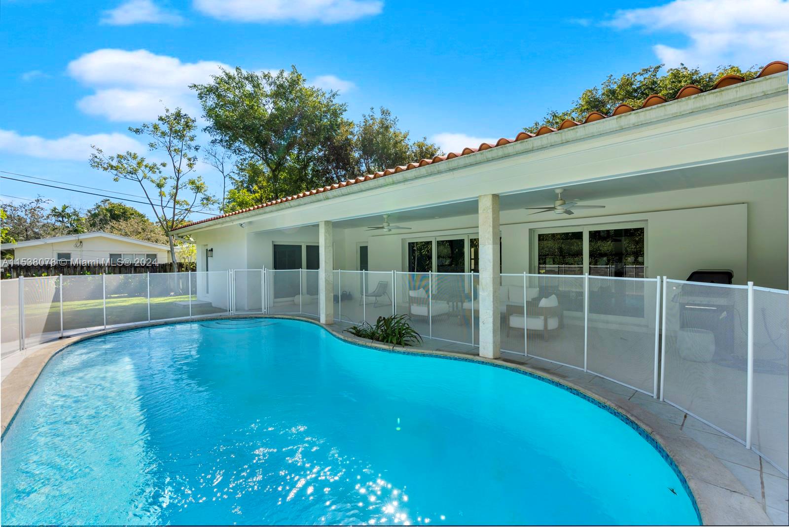 7281 SW 135th Ter, Pinecrest, Florida 33156, Pinecrest, Florida 33156, 4 Bedrooms Bedrooms, ,3 BathroomsBathrooms,Residential Lease,For Rent,7281 SW 135th Ter, Pinecrest, Florida 33156,A11538078