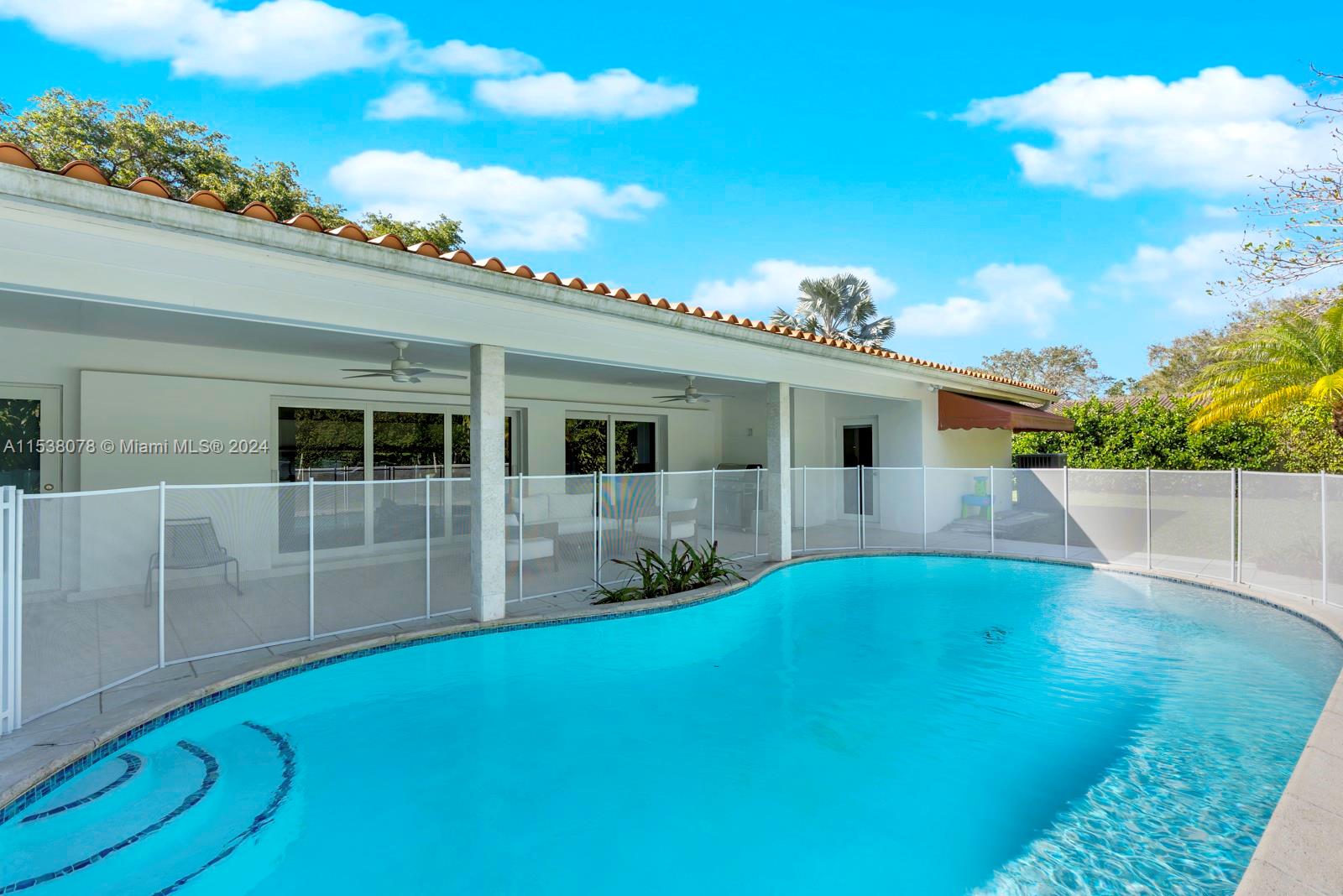 7281 SW 135th Ter, Pinecrest, Florida 33156, Pinecrest, Florida 33156, 4 Bedrooms Bedrooms, ,3 BathroomsBathrooms,Residential Lease,For Rent,7281 SW 135th Ter, Pinecrest, Florida 33156,A11538078