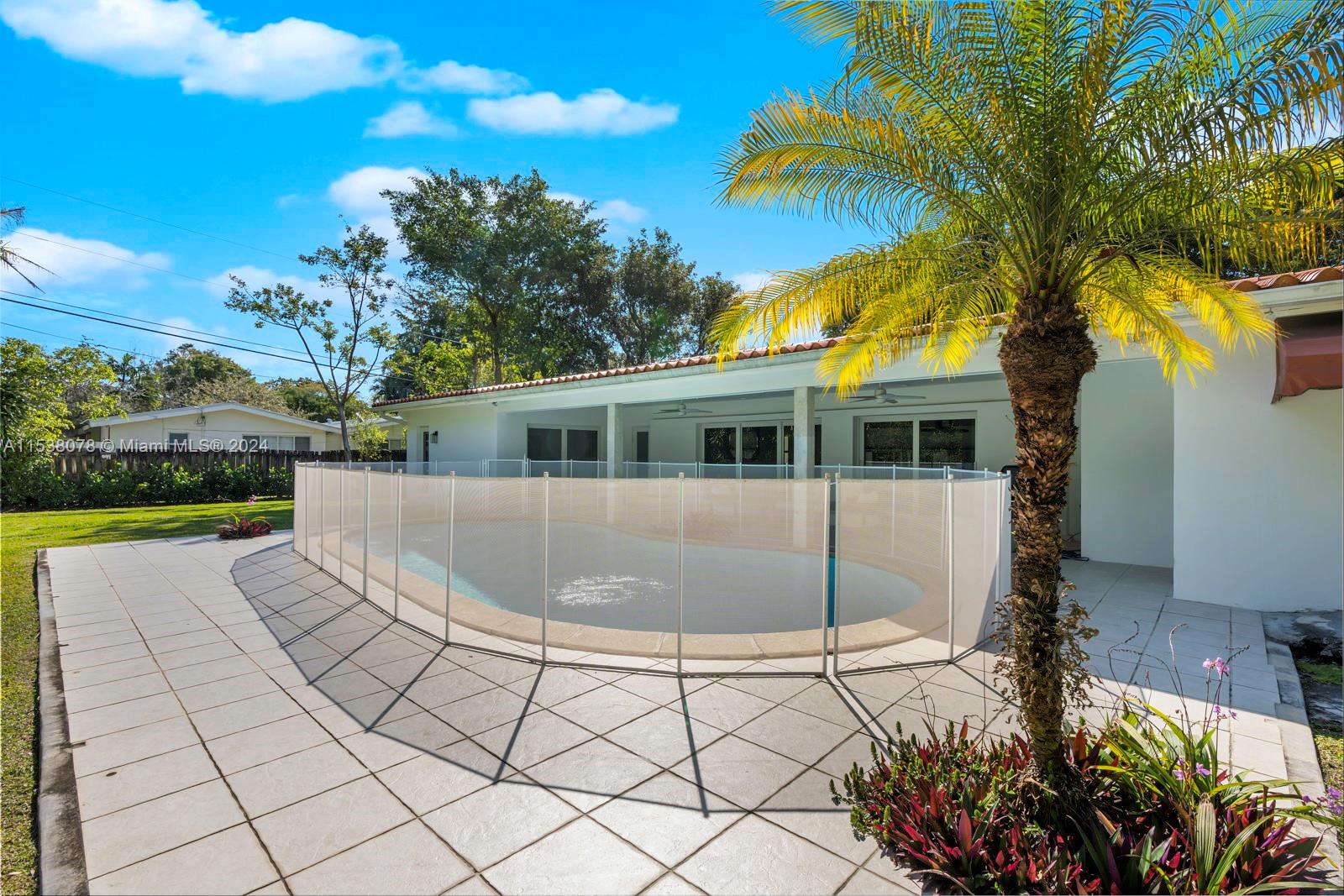 7281 SW 135th Ter, Pinecrest, Florida 33156, Pinecrest, Florida 33156, 4 Bedrooms Bedrooms, ,3 BathroomsBathrooms,Residential Lease,For Rent,7281 SW 135th Ter, Pinecrest, Florida 33156,A11538078