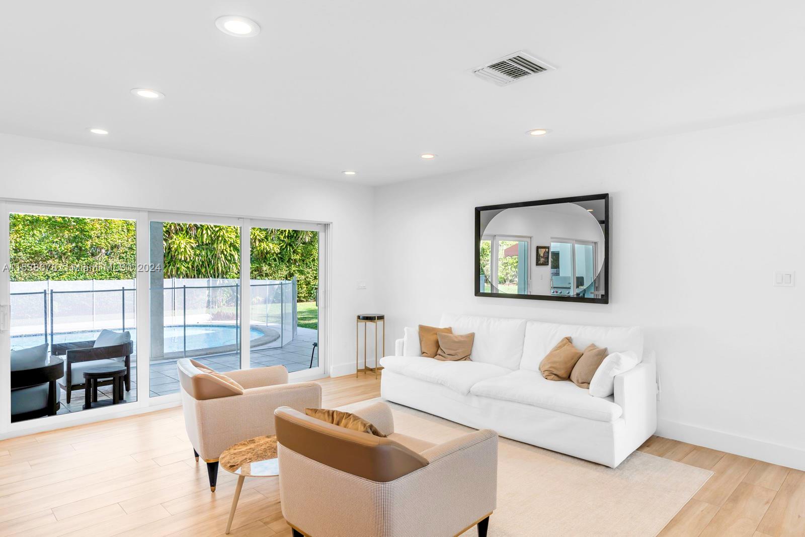 7281 SW 135th Ter, Pinecrest, Florida 33156, Pinecrest, Florida 33156, 4 Bedrooms Bedrooms, ,3 BathroomsBathrooms,Residential Lease,For Rent,7281 SW 135th Ter, Pinecrest, Florida 33156,A11538078
