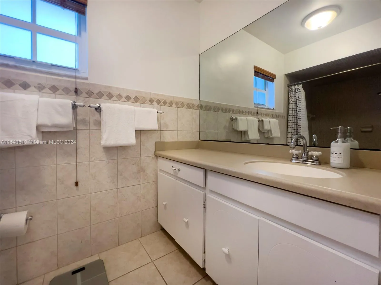 10130 Sw 70th Ave, Pinecrest, Florida 33156, Pinecrest, Florida 33156, 4 Bedrooms Bedrooms, ,2 BathroomsBathrooms,Residential Lease,For Rent,10130 Sw 70th Ave, Pinecrest, Florida 33156,A11540813