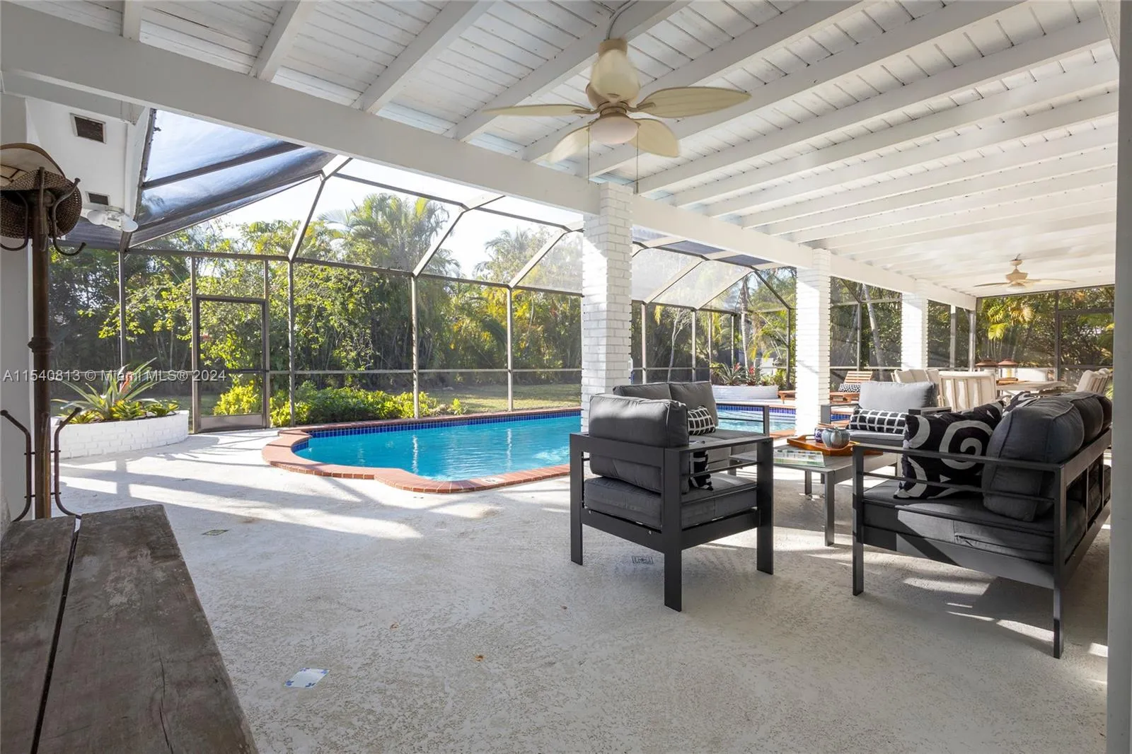 10130 Sw 70th Ave, Pinecrest, Florida 33156, Pinecrest, Florida 33156, 4 Bedrooms Bedrooms, ,2 BathroomsBathrooms,Residential Lease,For Rent,10130 Sw 70th Ave, Pinecrest, Florida 33156,A11540813