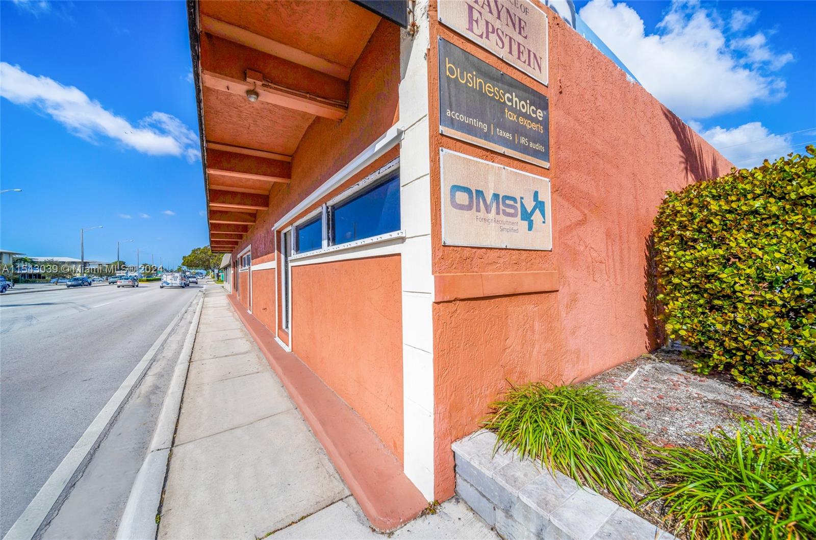 1369 E Sample Rd, Pompano Beach, Florida 33064, Pompano Beach, Florida 33064, ,Commercial Lease,For Rent,1369 E Sample Rd, Pompano Beach, Florida 33064,A11543039