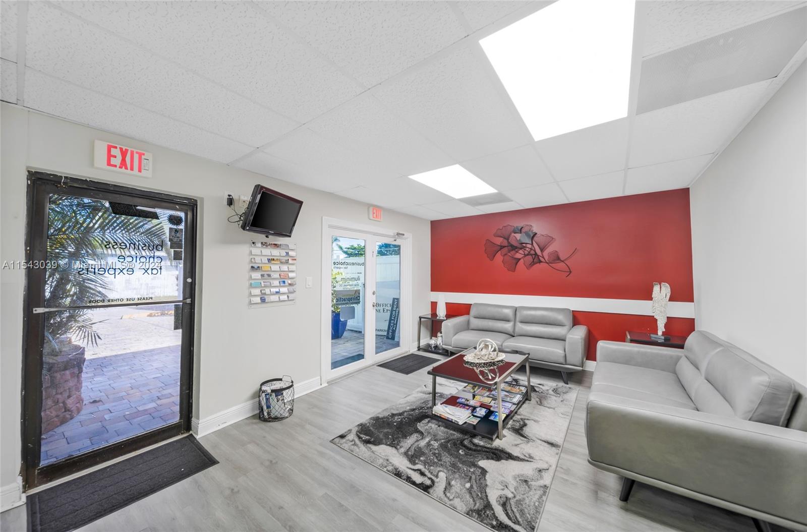 1369 E Sample Rd, Pompano Beach, Florida 33064, Pompano Beach, Florida 33064, ,Commercial Lease,For Rent,1369 E Sample Rd, Pompano Beach, Florida 33064,A11543039