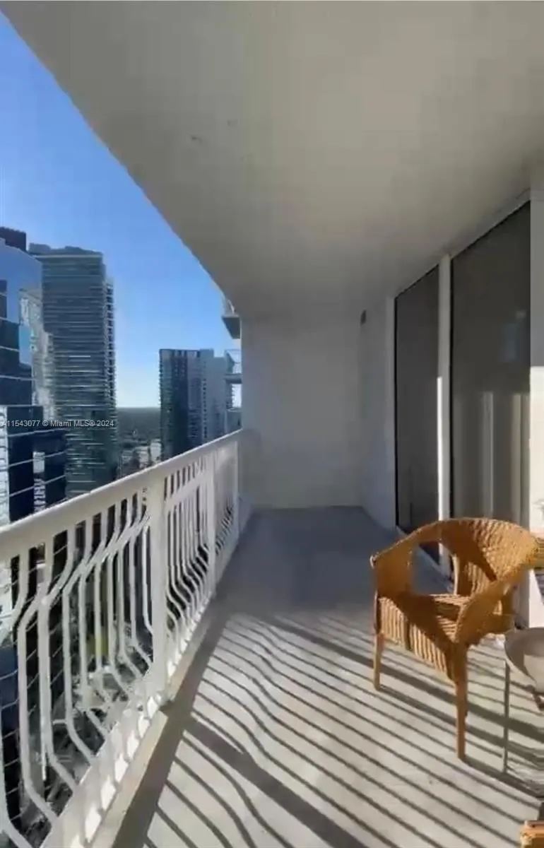 1200 Brickell Bay Dr 3119, Miami, Florida 33131, Miami, Florida 33131, 1 Bedroom Bedrooms, ,1 BathroomBathrooms,Residential,For Sale,1200 Brickell Bay Dr 3119, Miami, Florida 33131,A11543077