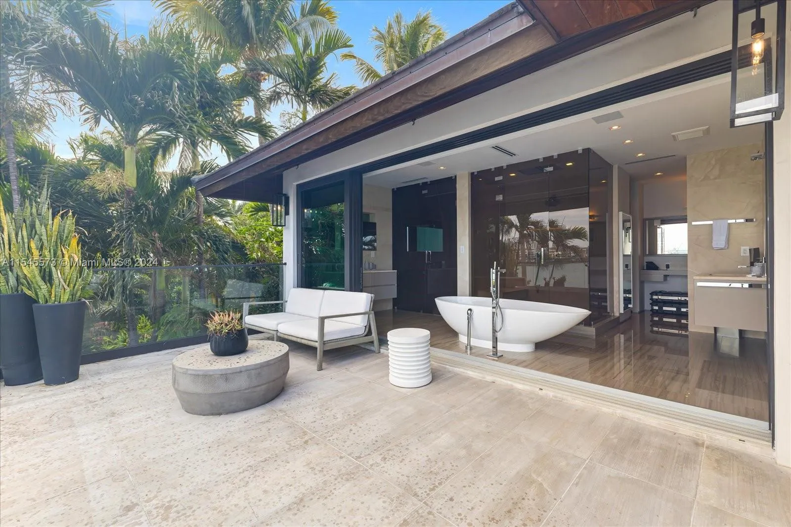 401 E Rivo Alto Dr, Miami Beach, Florida 33139, Miami Beach, Florida 33139, 8 Bedrooms Bedrooms, ,7 BathroomsBathrooms,Residential,For Sale,401 E Rivo Alto Dr, Miami Beach, Florida 33139,A11545573