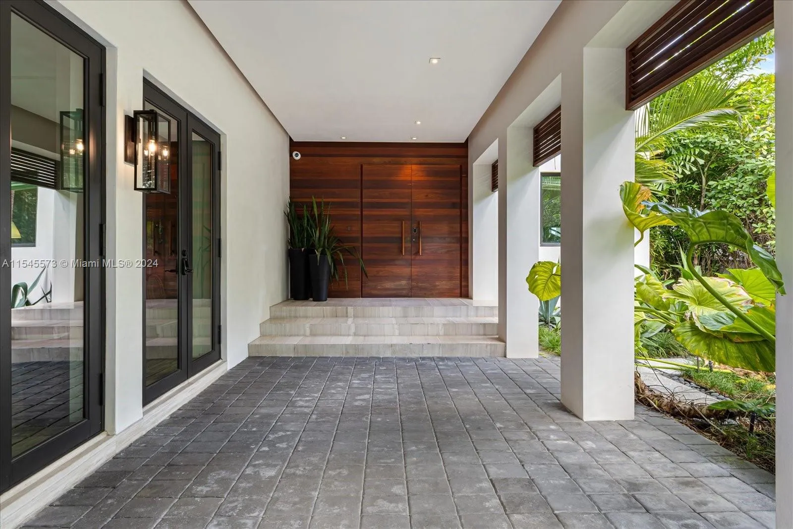 401 E Rivo Alto Dr, Miami Beach, Florida 33139, Miami Beach, Florida 33139, 8 Bedrooms Bedrooms, ,7 BathroomsBathrooms,Residential,For Sale,401 E Rivo Alto Dr, Miami Beach, Florida 33139,A11545573