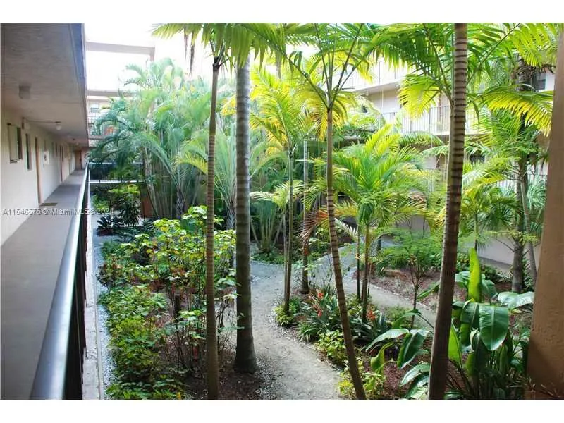 13000 SW 92nd Ave B212, Miami, Florida 33176, Miami, Florida 33176, 2 Bedrooms Bedrooms, ,2 BathroomsBathrooms,Residential Lease,For Rent,13000 SW 92nd Ave B212, Miami, Florida 33176,A11546576