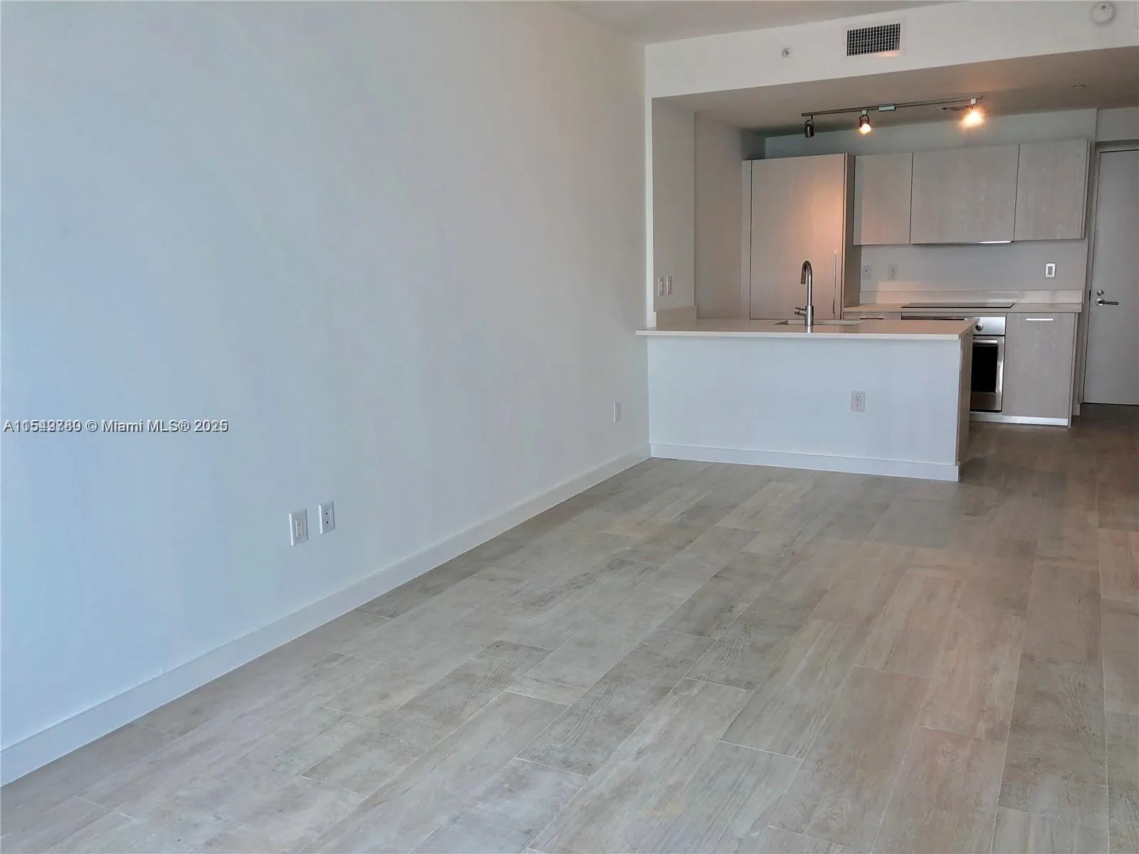 501 Ne 31st St 3004, Miami, Florida 33137, Miami, Florida 33137, 1 Bedroom Bedrooms, ,1 BathroomBathrooms,Residential,For Sale,501 Ne 31st St 3004, Miami, Florida 33137,A11549780