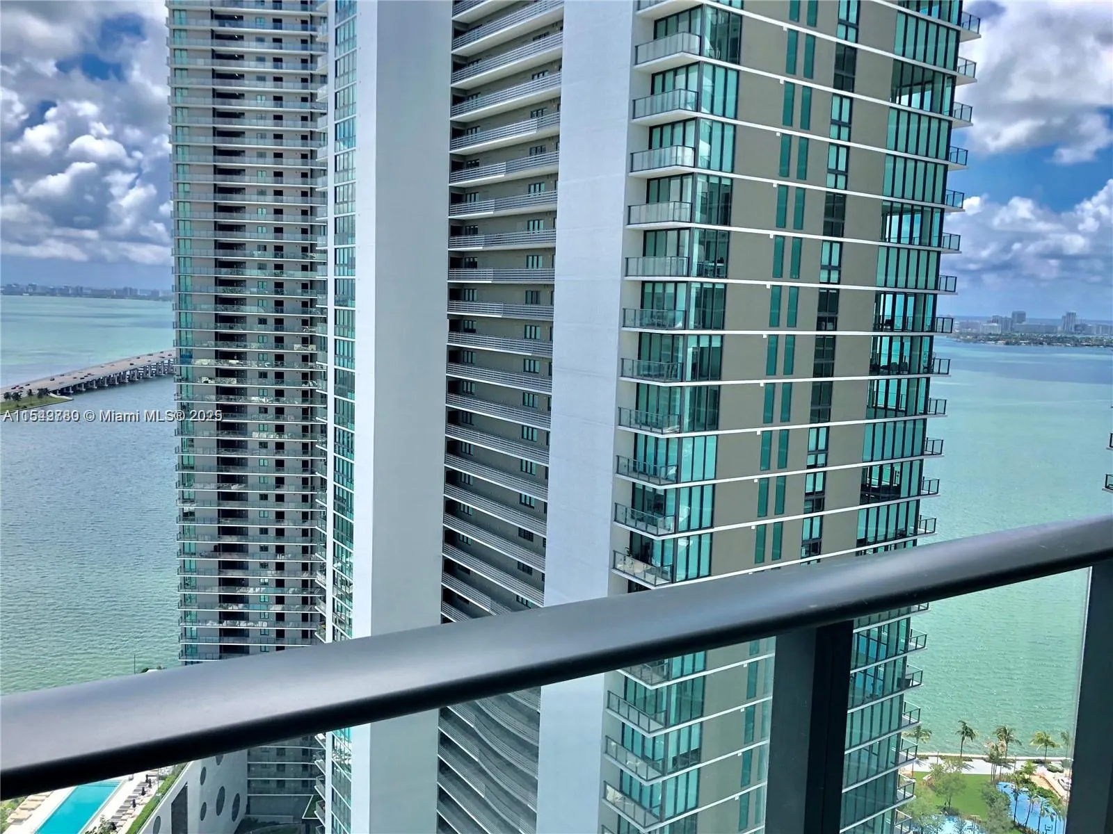 501 Ne 31st St 3004, Miami, Florida 33137, Miami, Florida 33137, 1 Bedroom Bedrooms, ,1 BathroomBathrooms,Residential,For Sale,501 Ne 31st St 3004, Miami, Florida 33137,A11549780