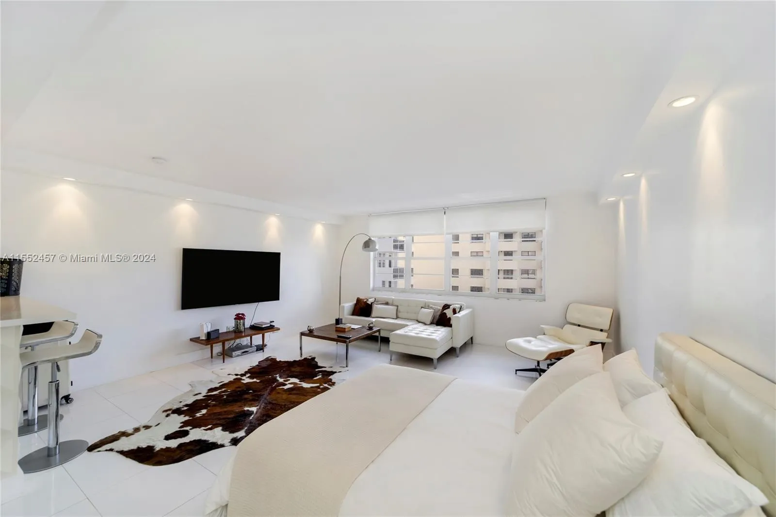 100 Lincoln Rd 605, Miami Beach, Florida 33139, Miami Beach, Florida 33139, ,1 BathroomBathrooms,Residential Lease,For Rent,100 Lincoln Rd 605, Miami Beach, Florida 33139,A11552457