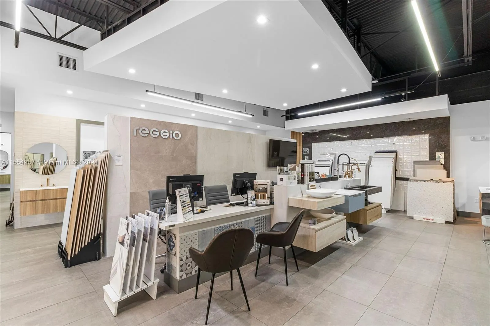 Bath Vanities/Accessories And Flooring, Doral, Fl, Doral, Florida 33122, ,Business Opportunity,For Sale, Bath Vanities/Accessories And Flooring, Doral, Fl,A11554957