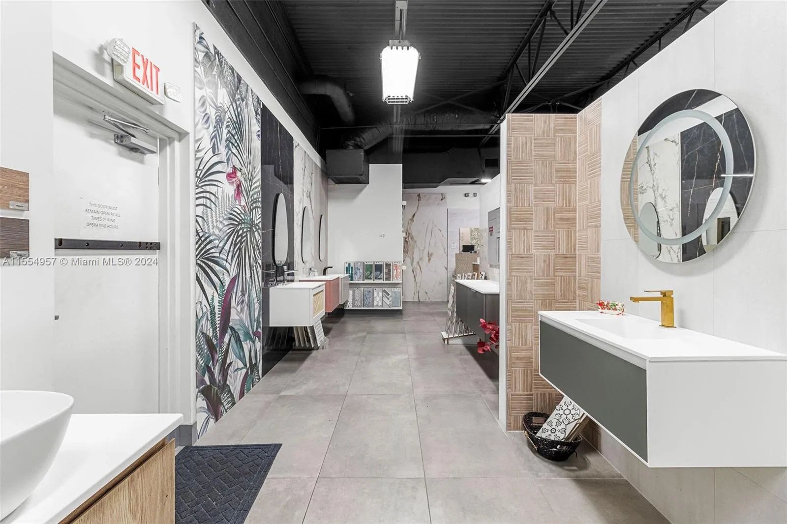 Bath Vanities/Accessories And Flooring, Doral, Fl, Doral, Florida 33122, ,Business Opportunity,For Sale, Bath Vanities/Accessories And Flooring, Doral, Fl,A11554957