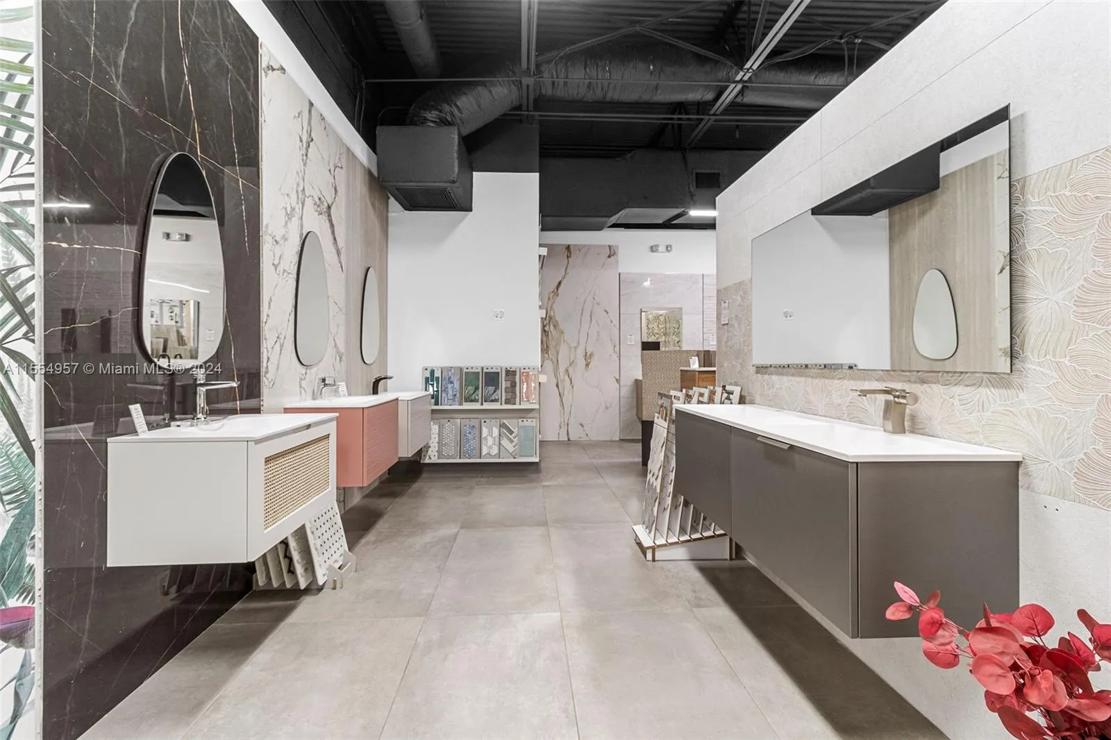 Bath Vanities/Accessories And Flooring, Doral, Fl, Doral, Florida 33122, ,Business Opportunity,For Sale, Bath Vanities/Accessories And Flooring, Doral, Fl,A11554957