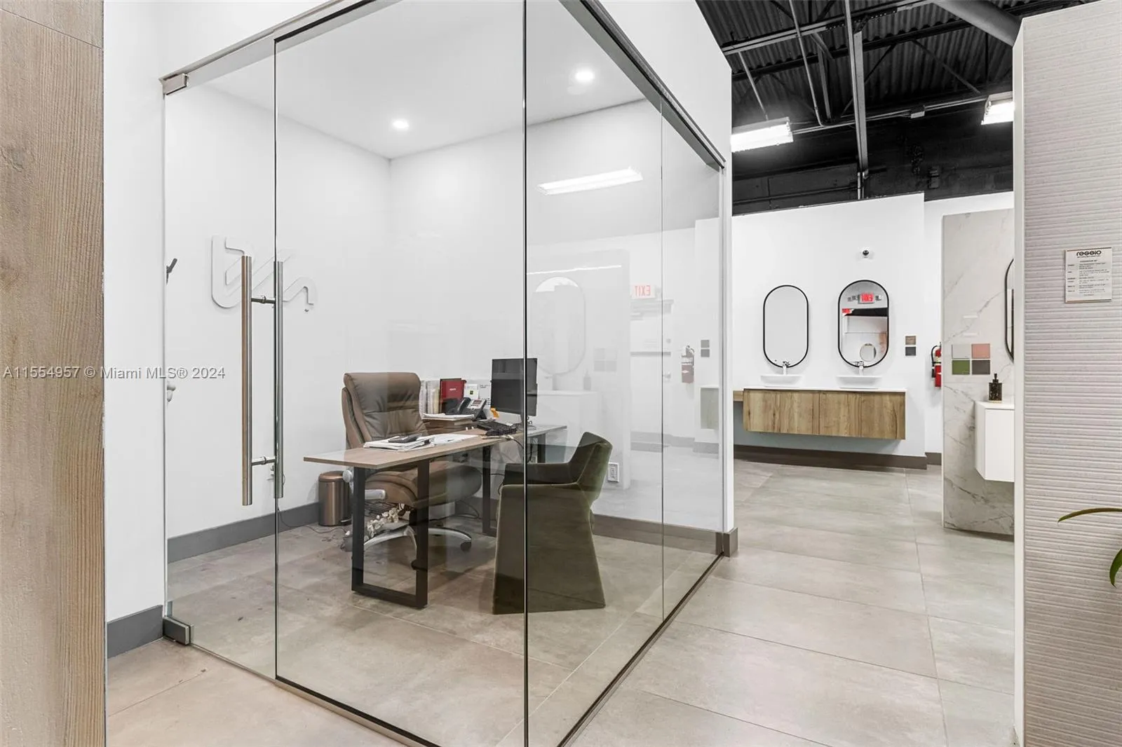 Bath Vanities/Accessories And Flooring, Doral, Fl, Doral, Florida 33122, ,Business Opportunity,For Sale, Bath Vanities/Accessories And Flooring, Doral, Fl,A11554957