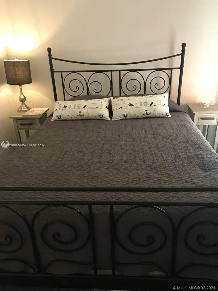 50 Antilla Ave 4, Coral Gables, Florida 33134, Coral Gables, Florida 33134, 2 Bedrooms Bedrooms, ,1 BathroomBathrooms,Residential Lease,For Rent,50 Antilla Ave 4, Coral Gables, Florida 33134,A11556388