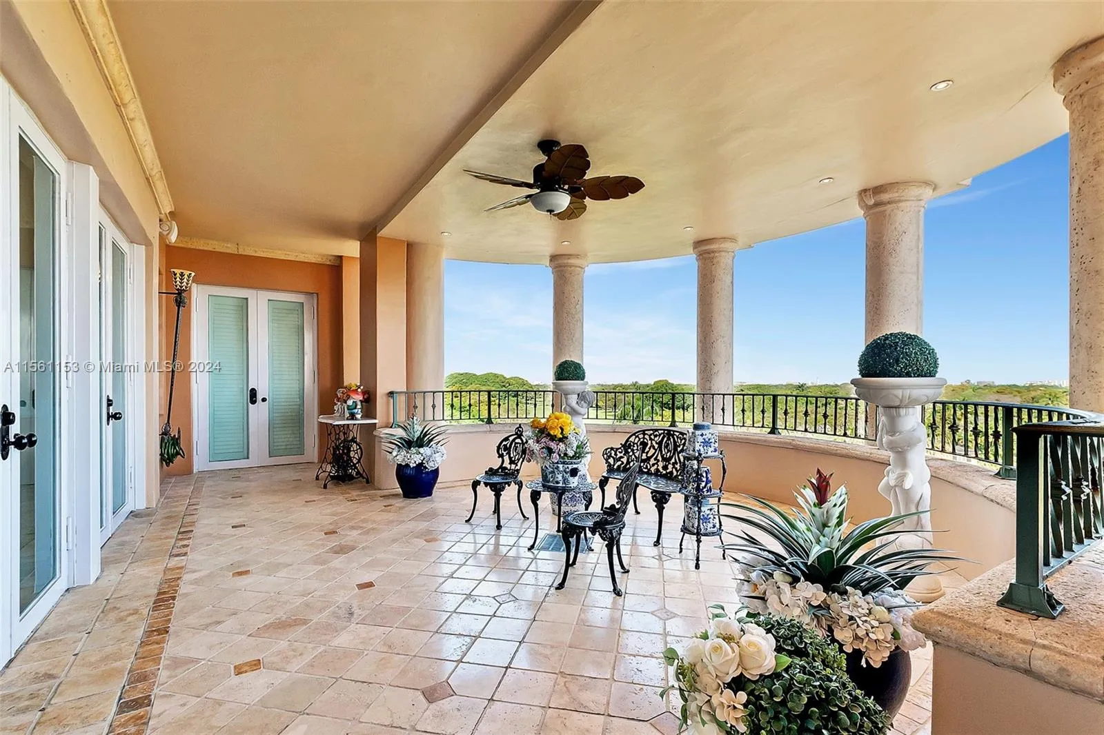 600 Coral Way 5, Coral Gables, Florida 33134, Coral Gables, Florida 33134, 3 Bedrooms Bedrooms, ,3 BathroomsBathrooms,Residential,For Sale,600 Coral Way 5, Coral Gables, Florida 33134,A11561153