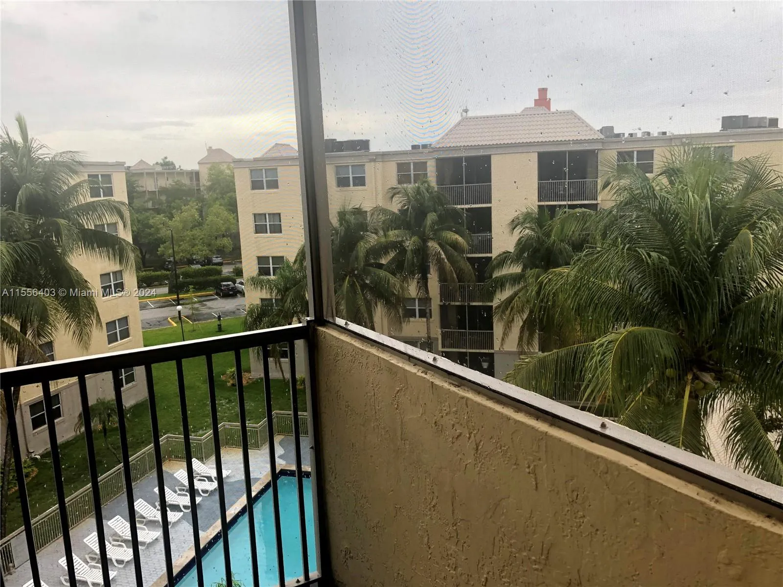 8255 Lake Dr 504, Doral, Florida 33166, Doral, Florida 33166, 1 Bedroom Bedrooms, ,1 BathroomBathrooms,Residential,For Sale,8255 Lake Dr 504, Doral, Florida 33166,A11556403