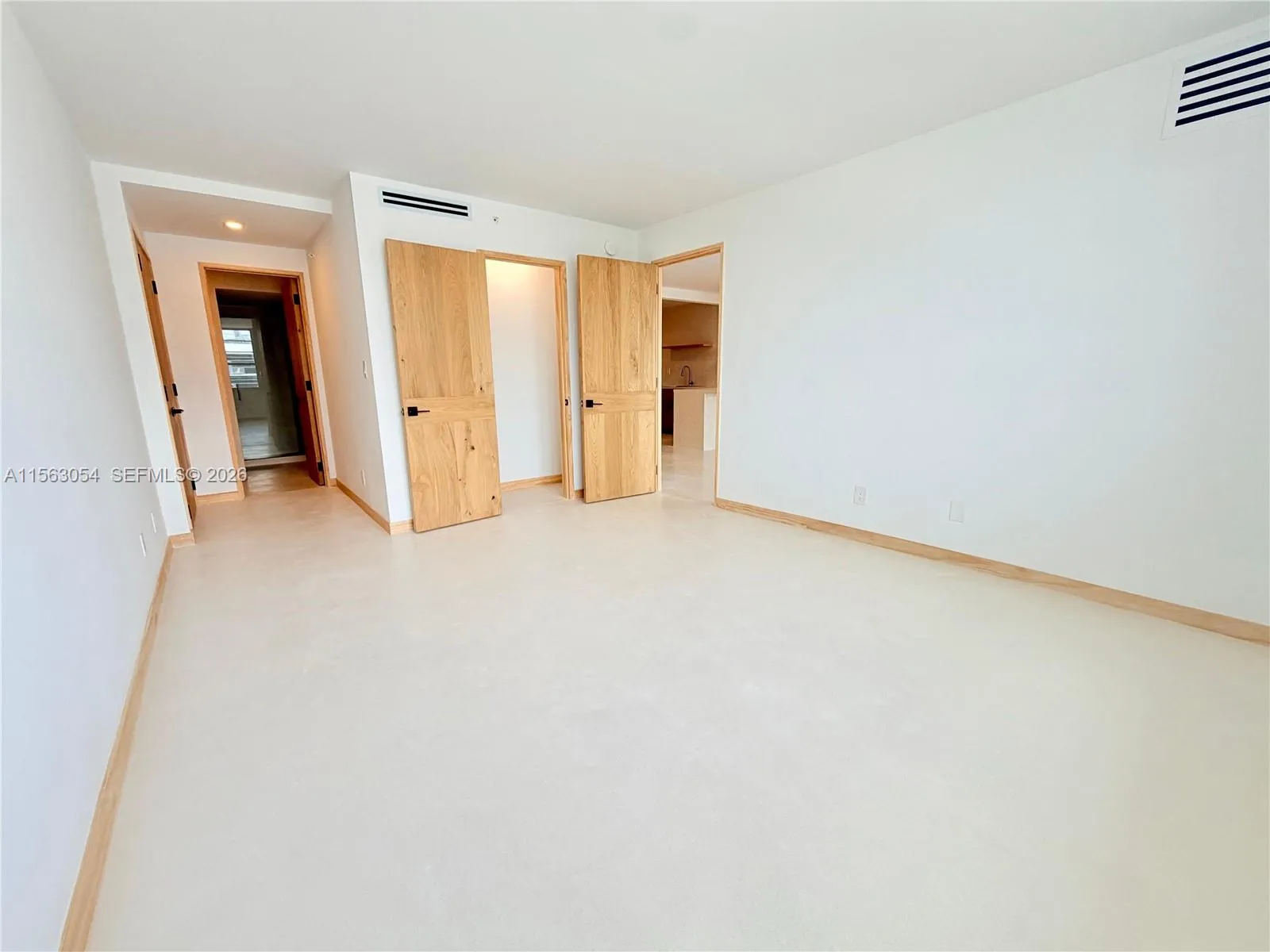 100 Lincoln Rd 1241, Miami Beach, Florida 33139, Miami Beach, Florida 33139, 2 Bedrooms Bedrooms, ,2 BathroomsBathrooms,Residential Lease,For Rent,100 Lincoln Rd 1241, Miami Beach, Florida 33139,A11563054