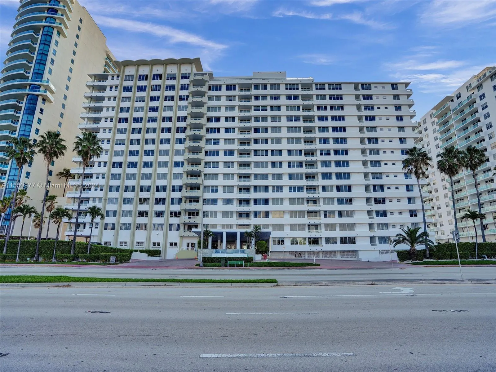 5005 Collins Ave 725, Miami Beach, Florida 33140, Miami Beach, Florida 33140, 2 Bedrooms Bedrooms, ,1 BathroomBathrooms,Residential,For Sale,5005 Collins Ave 725, Miami Beach, Florida 33140,A11550977