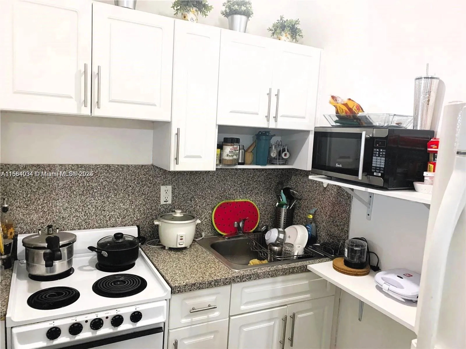 662 E 21st St, Hialeah, Florida 33013, Hialeah, Florida 33013, ,Residential Income,For Sale,662 E 21st St, Hialeah, Florida 33013,A11564034