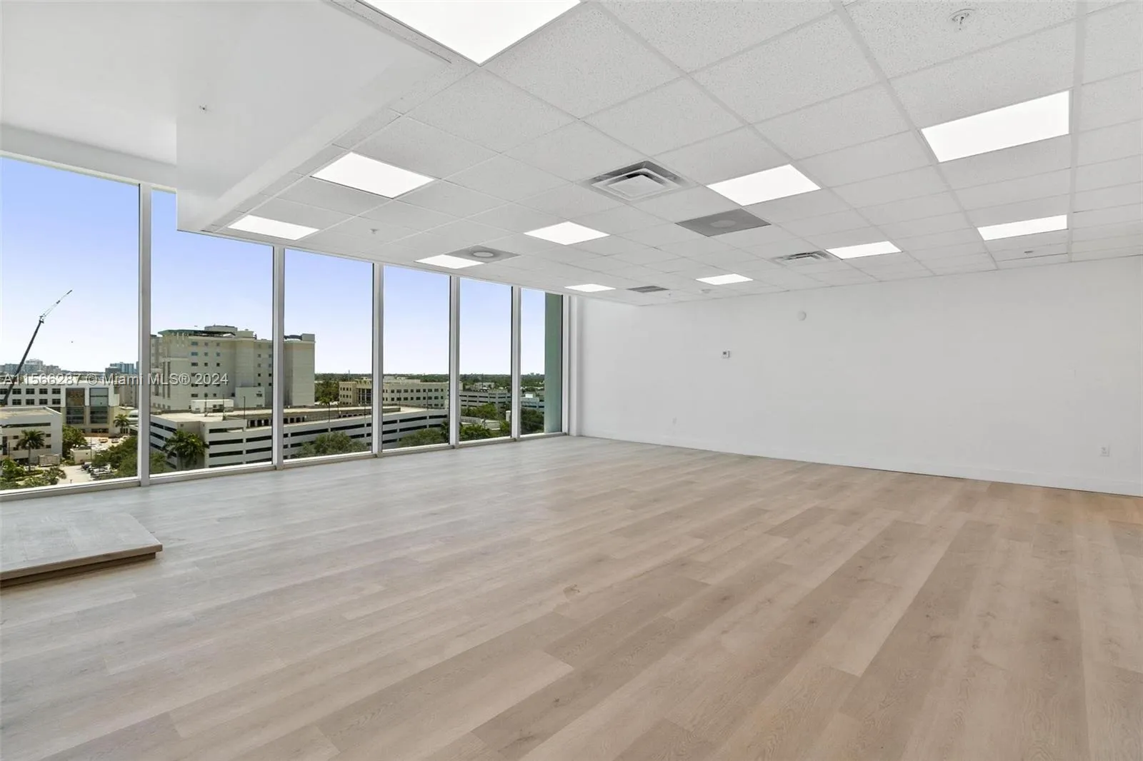 2820 Ne 214th St 909, Aventura, Florida 33180, Aventura, Florida 33180, ,Commercial Sale,For Sale,2820 Ne 214th St 909, Aventura, Florida 33180,A11566287