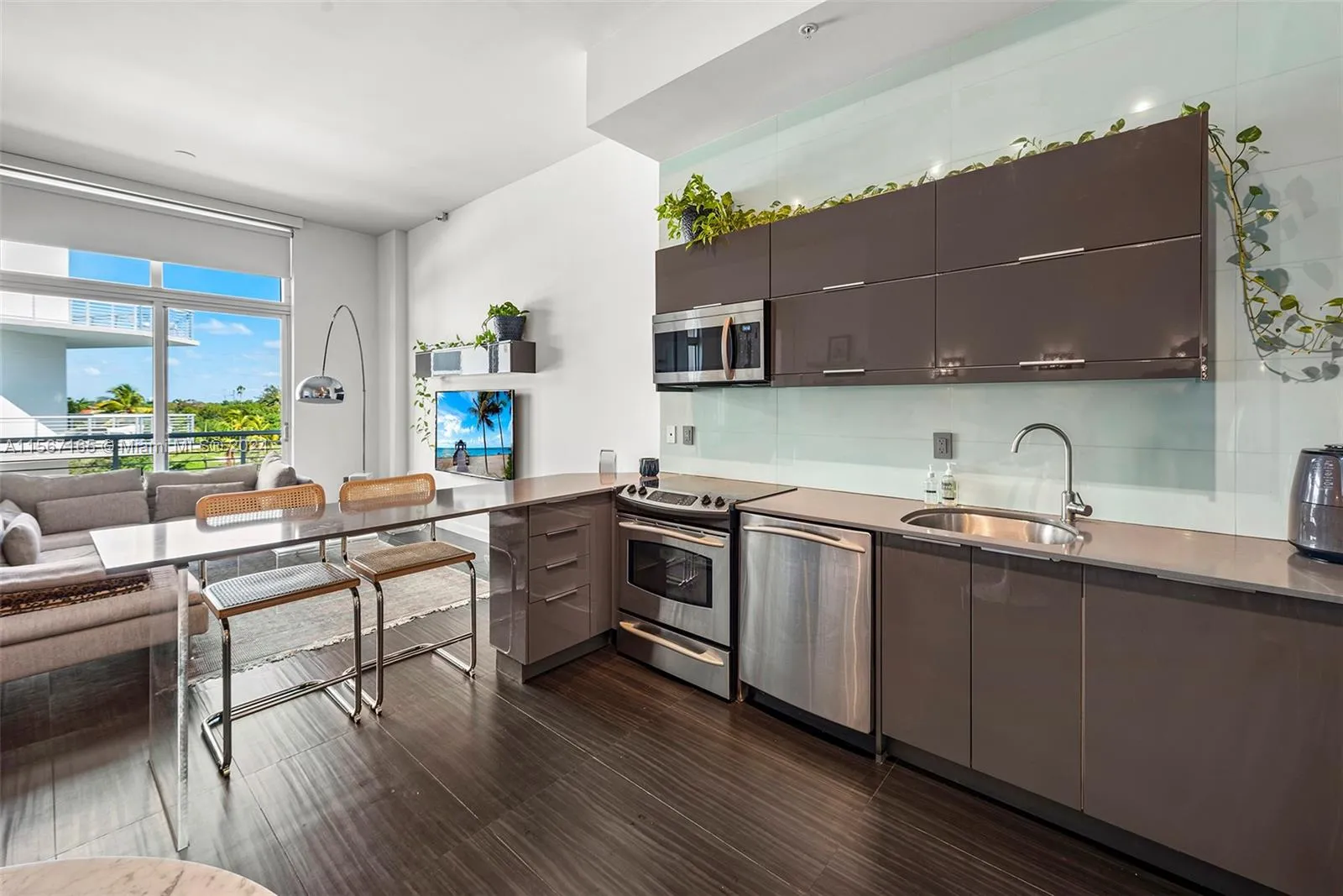 2001 Meridian Ave 517, Miami Beach, Florida 33139, Miami Beach, Florida 33139, 1 Bedroom Bedrooms, ,1 BathroomBathrooms,Residential,For Sale,2001 Meridian Ave 517, Miami Beach, Florida 33139,A11567165