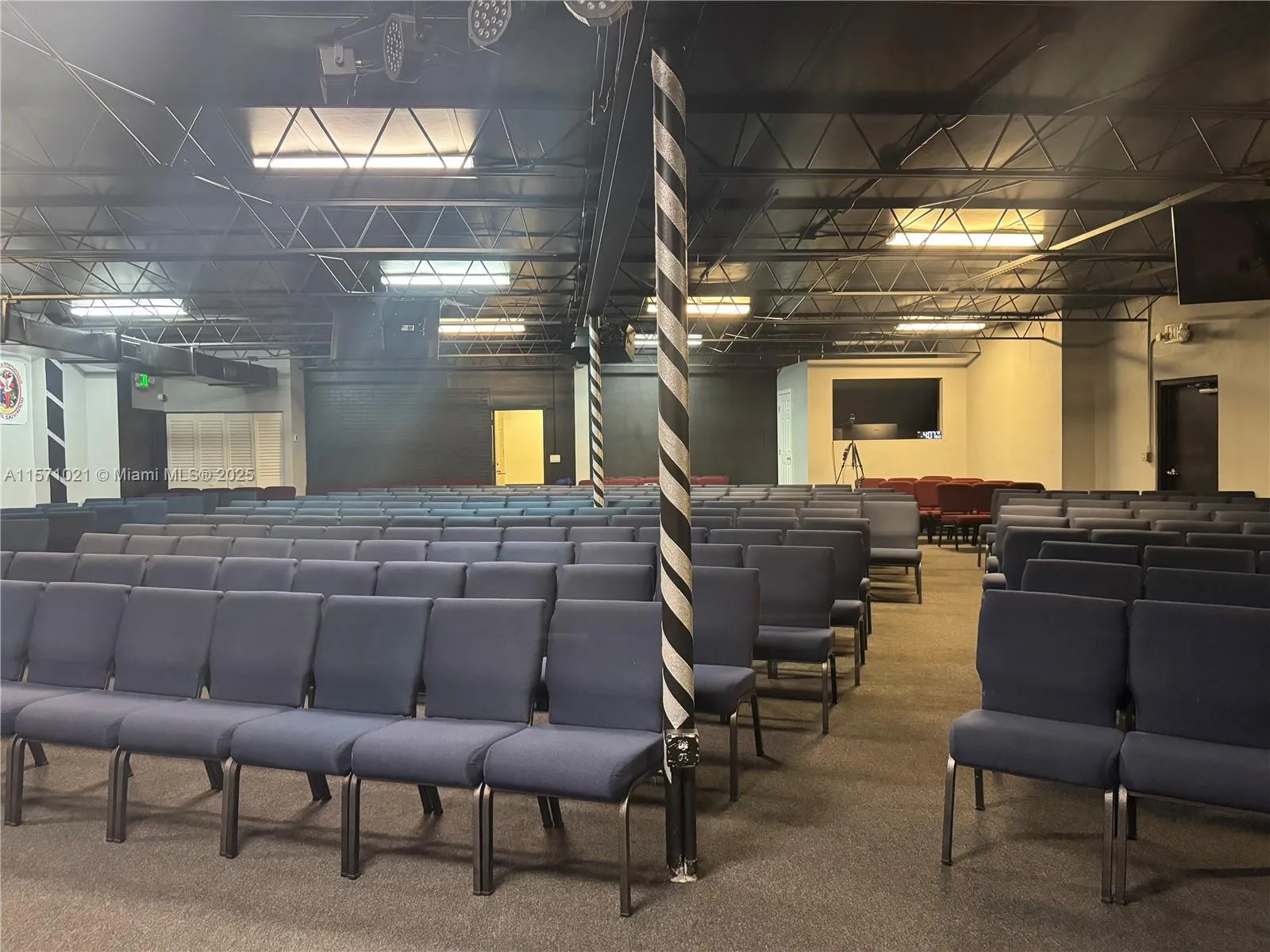 2216 N 20th Ave, Hollywood, Florida 33020, Hollywood, Florida 33020, ,Commercial Sale,For Sale,2216 N 20th Ave, Hollywood, Florida 33020,A11571021