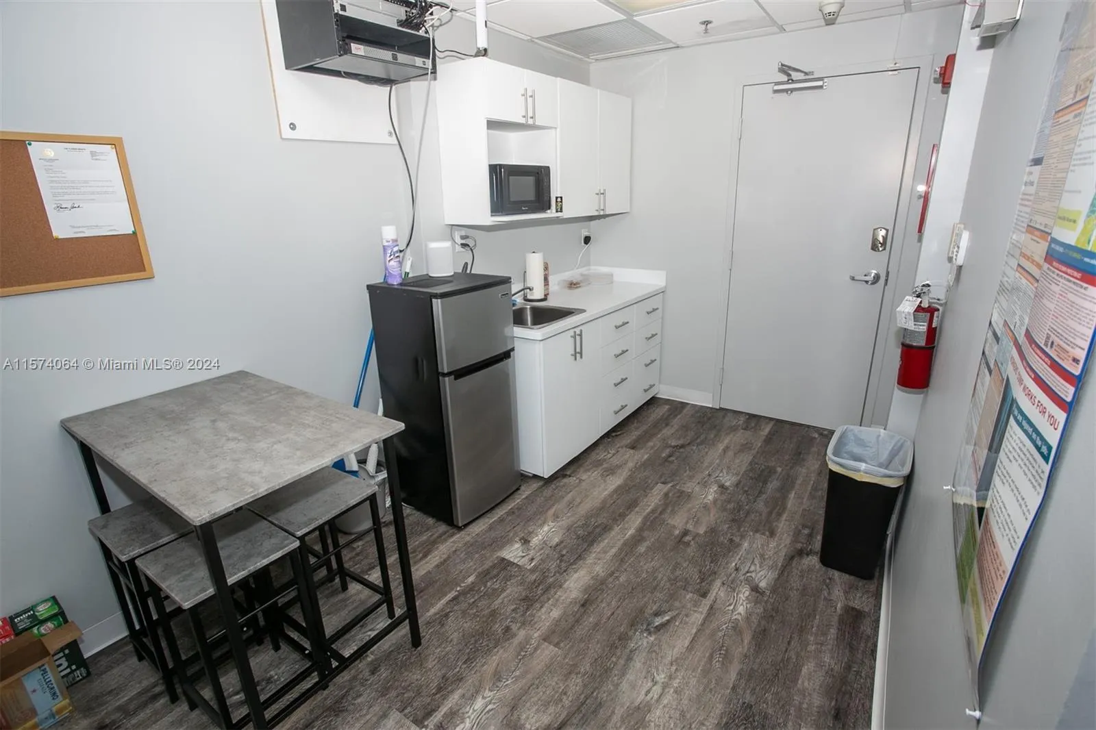 1806 N Flamingo Rd 440, Pembroke Pines, Florida 33, Pembroke Pines, Florida 33028, ,Commercial Lease,For Rent,1806 N Flamingo Rd 440, Pembroke Pines, Florida 33,A11574064