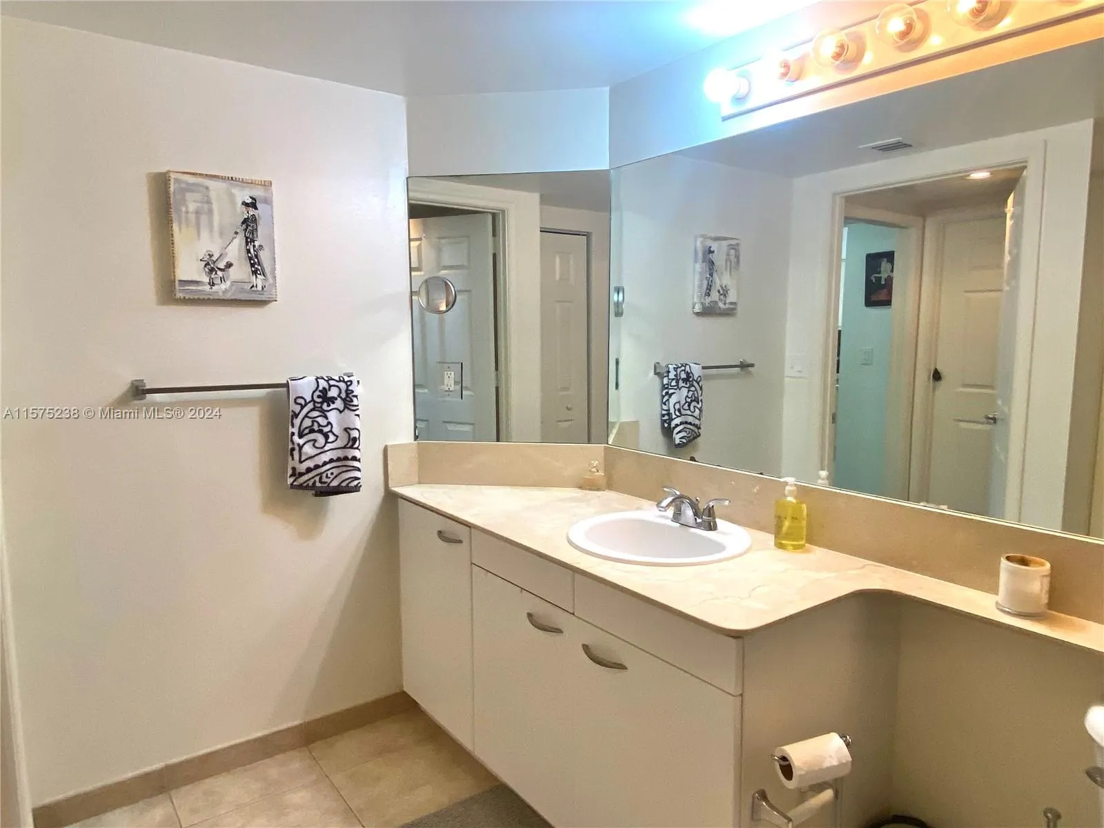 2080 S Ocean Dr 401, Hallandale Beach, Florida 330, Hallandale Beach, Florida 33009, 2 Bedrooms Bedrooms, ,2 BathroomsBathrooms,Residential Lease,For Rent,2080 S Ocean Dr 401, Hallandale Beach, Florida 330,A11575238