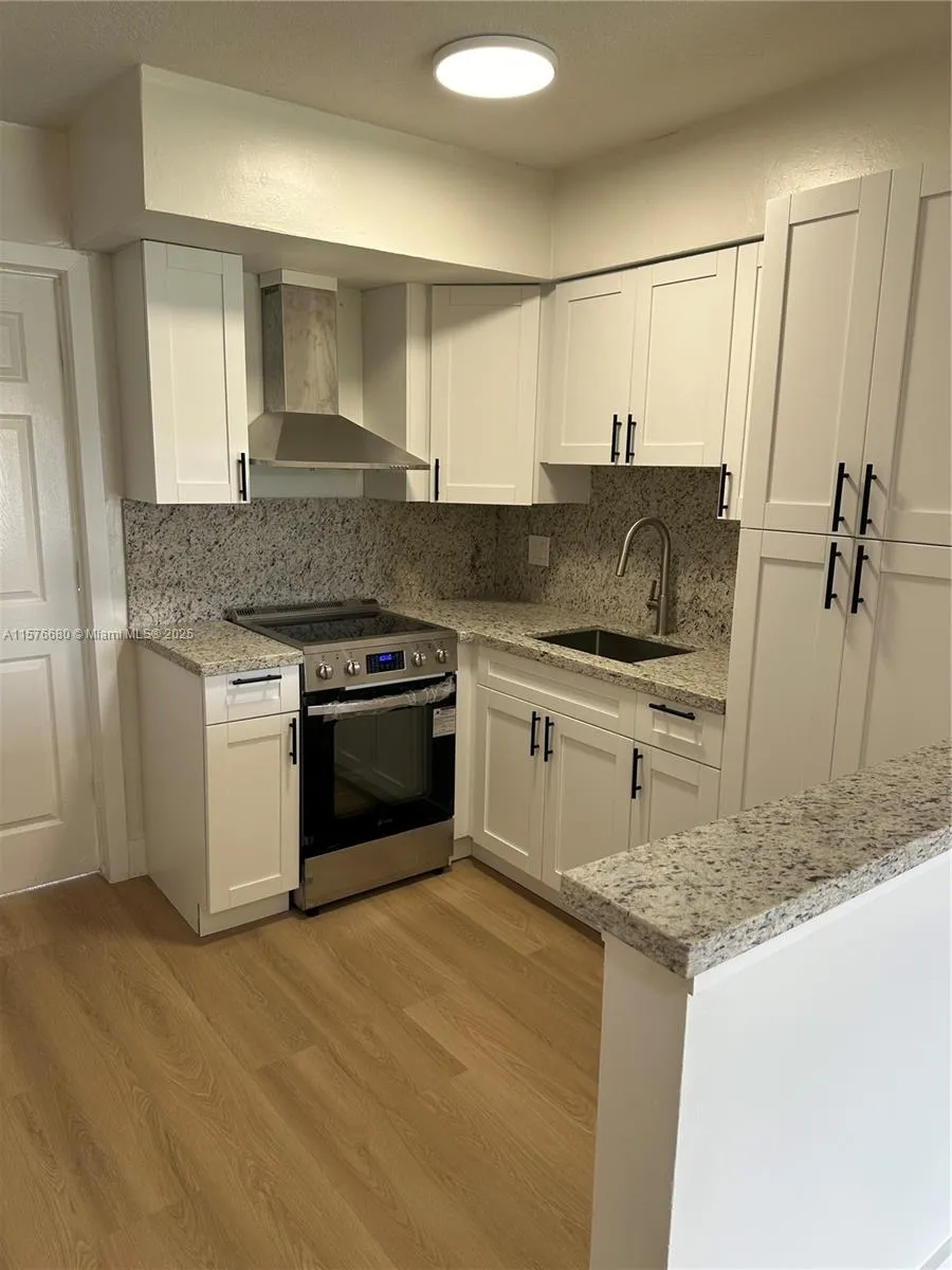 101 Se 4th Ave 1-7, Hallandale Beach, Florida 3300, Hallandale Beach, Florida 33009, ,Commercial Sale,For Sale,101 Se 4th Ave 1-7, Hallandale Beach, Florida 3300,A11576680