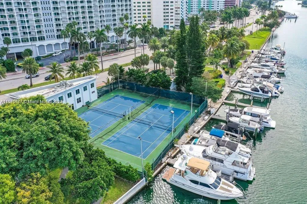 5401 Collins Ave 410, Miami Beach, Florida 33140, Miami Beach, Florida 33140, ,1 BathroomBathrooms,Residential,For Sale,5401 Collins Ave 410, Miami Beach, Florida 33140,A11575617
