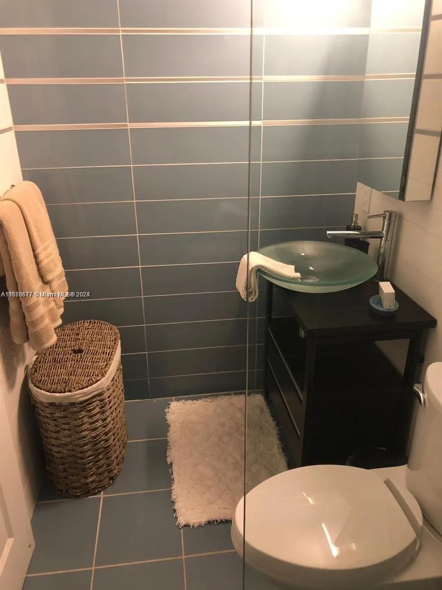 5401 Collins Ave 410, Miami Beach, Florida 33140, Miami Beach, Florida 33140, ,1 BathroomBathrooms,Residential,For Sale,5401 Collins Ave 410, Miami Beach, Florida 33140,A11575617