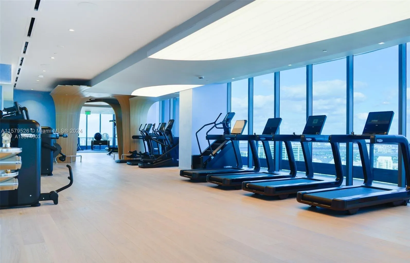 1000 Brickell Plz 1811, Miami, Florida 33131, Miami, Florida 33131, 1 Bedroom Bedrooms, ,1 BathroomBathrooms,Residential,For Sale,1000 Brickell Plz 1811, Miami, Florida 33131,A11579526