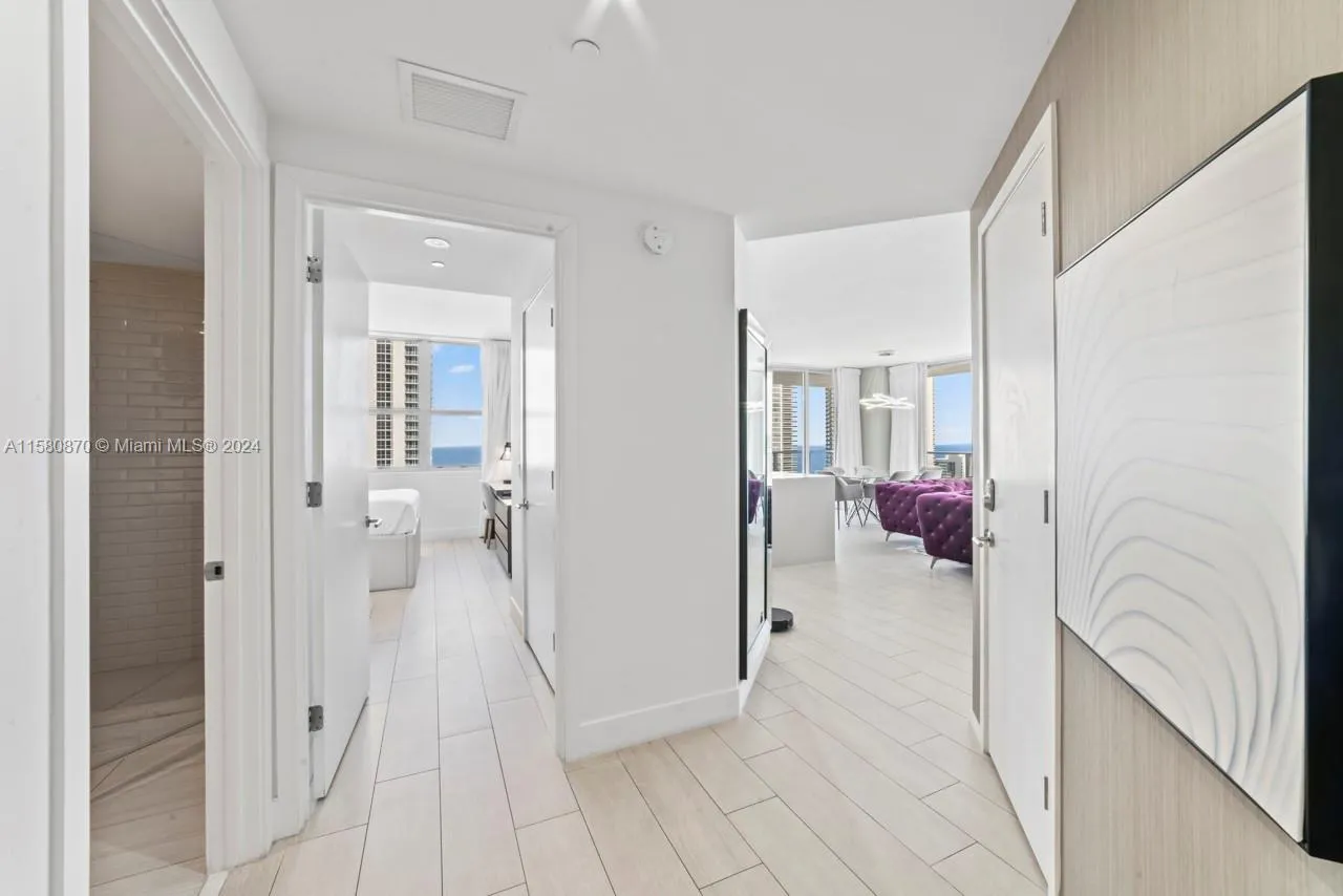 4010 S Ocean Dr R2409, Hollywood, Florida 33019, Hollywood, Florida 33019, 2 Bedrooms Bedrooms, ,2 BathroomsBathrooms,Residential Lease,For Rent,4010 S Ocean Dr R2409, Hollywood, Florida 33019,A11580870