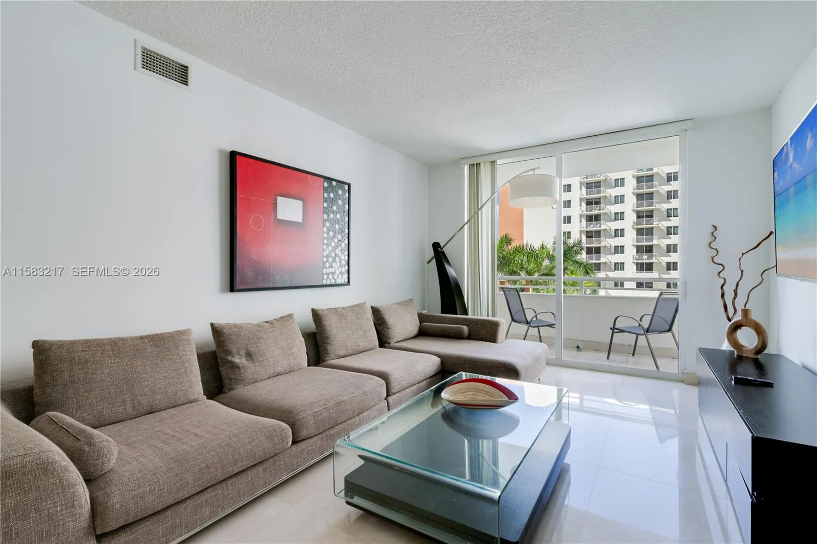 18800 Ne 29th Ave 520, Aventura, Florida 33180, Aventura, Florida 33180, 2 Bedrooms Bedrooms, ,2 BathroomsBathrooms,Residential,For Sale,18800 Ne 29th Ave 520, Aventura, Florida 33180,A11583217