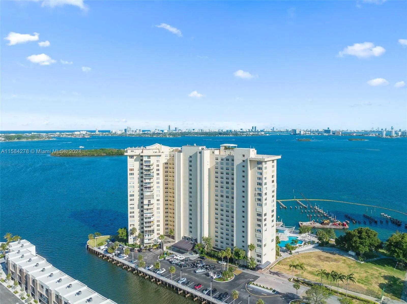 11111 Biscayne Blvd 3a, Miami, Florida 33181, Miami, Florida 33181, 2 Bedrooms Bedrooms, ,2 BathroomsBathrooms,Residential,For Sale,11111 Biscayne Blvd 3a, Miami, Florida 33181,A11584278