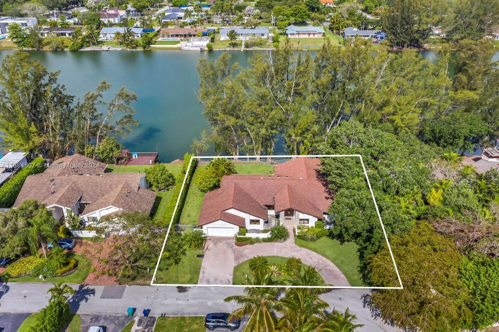 5800 Sw 73rd Ave, Miami, Florida 33143, Miami, Florida 33143, 5 Bedrooms Bedrooms, ,4 BathroomsBathrooms,Residential Lease,For Rent,5800 Sw 73rd Ave, Miami, Florida 33143,A11584507