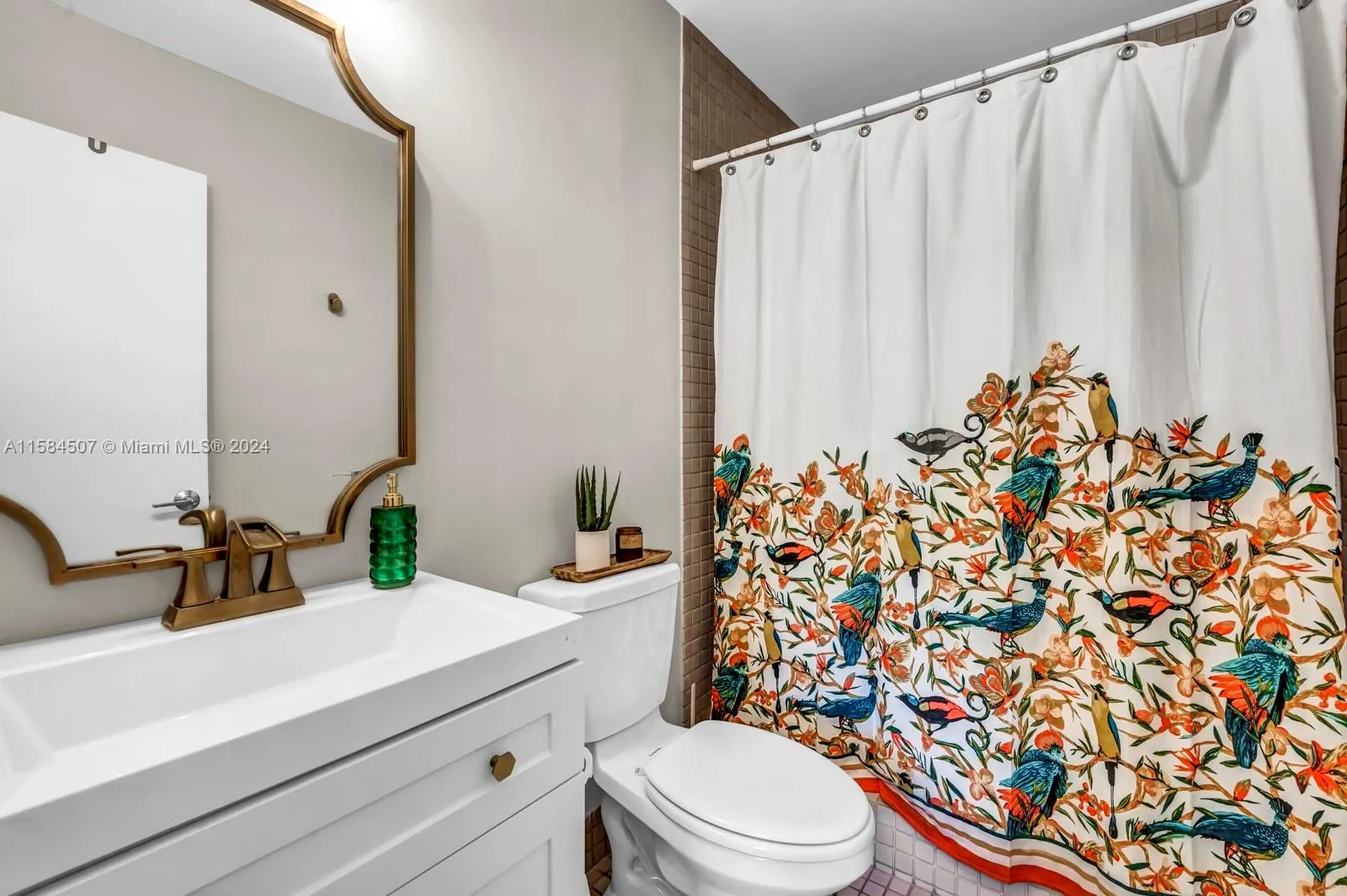 5800 Sw 73rd Ave, Miami, Florida 33143, Miami, Florida 33143, 5 Bedrooms Bedrooms, ,4 BathroomsBathrooms,Residential Lease,For Rent,5800 Sw 73rd Ave, Miami, Florida 33143,A11584507