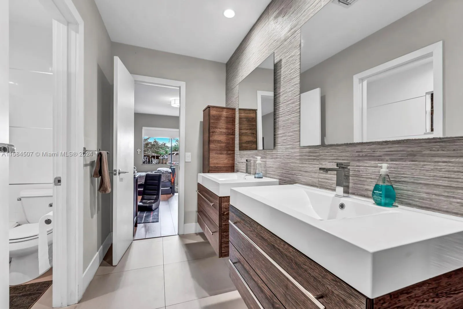 5800 Sw 73rd Ave, Miami, Florida 33143, Miami, Florida 33143, 5 Bedrooms Bedrooms, ,4 BathroomsBathrooms,Residential Lease,For Rent,5800 Sw 73rd Ave, Miami, Florida 33143,A11584507