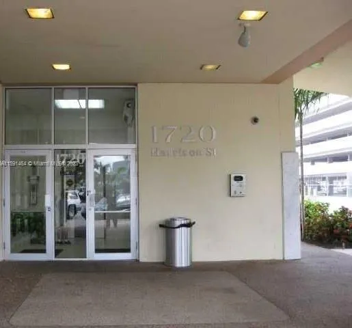 1720 Harrison St 8c, Hollywood, Florida 33020, Hollywood, Florida 33020, ,Commercial Sale,For Sale,1720 Harrison St 8c, Hollywood, Florida 33020,A11591464