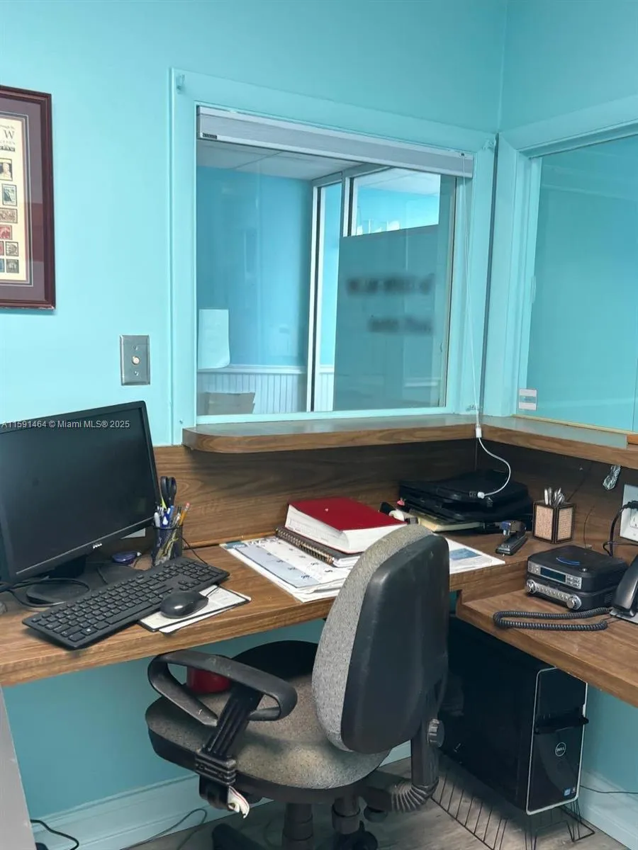 1720 Harrison St 8c, Hollywood, Florida 33020, Hollywood, Florida 33020, ,Commercial Sale,For Sale,1720 Harrison St 8c, Hollywood, Florida 33020,A11591464