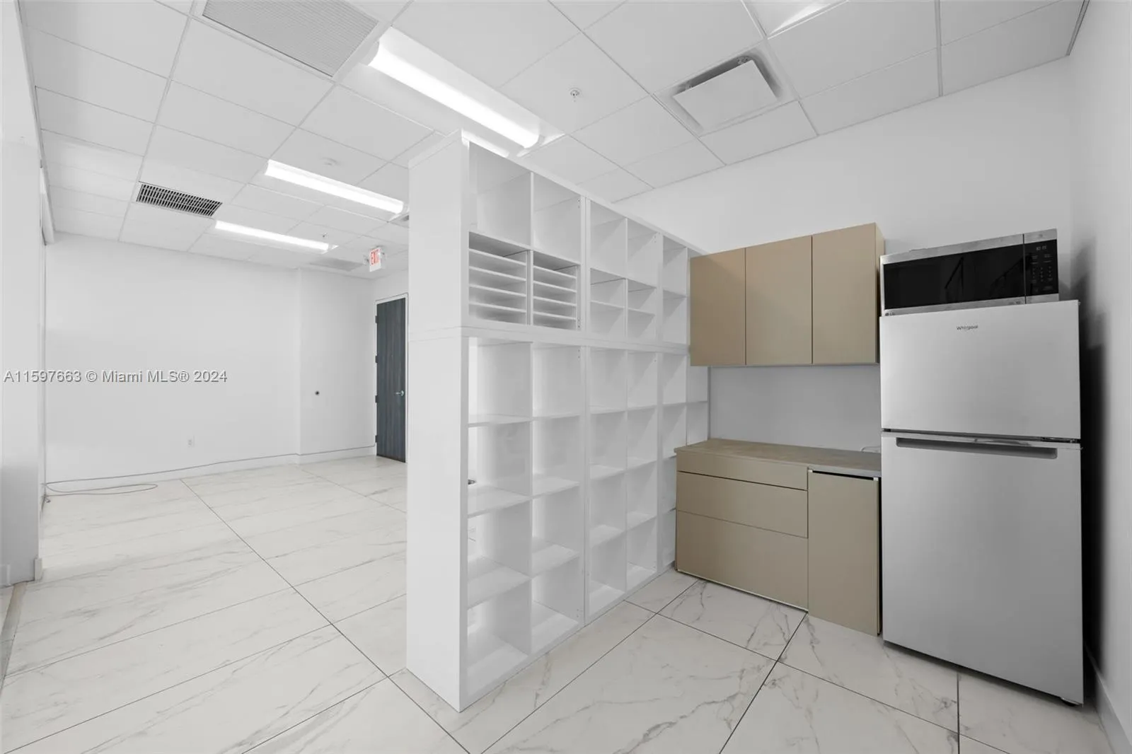 800 Se 4th Ave 817, Hallandale Beach, Florida 3300, Hallandale Beach, Florida 33009, ,Commercial Sale,For Sale,800 Se 4th Ave 817, Hallandale Beach, Florida 3300,A11597663