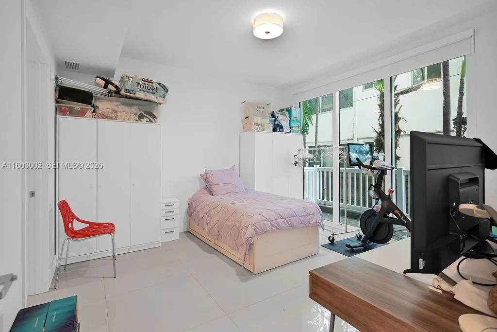 1000 99th St 14, Bay Harbor Islands, Florida 33154, Bay Harbor Islands, Florida 33154, 4 Bedrooms Bedrooms, ,4 BathroomsBathrooms,Residential,For Sale,1000 99th St 14, Bay Harbor Islands, Florida 33154,A11600002