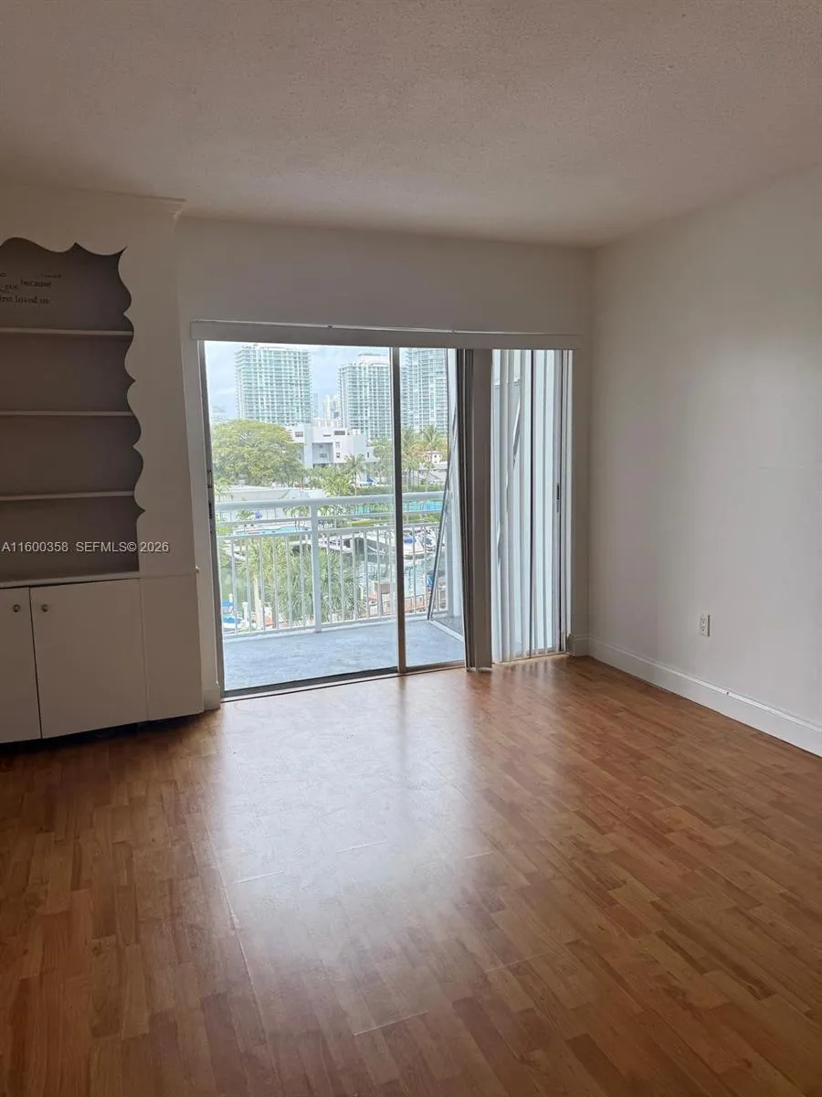 400 Kings Point Dr 527, Sunny Isles Beach, Florida, Sunny Isles Beach, Florida 33160, 1 Bedroom Bedrooms, ,1 BathroomBathrooms,Residential,For Sale,400 Kings Point Dr 527, Sunny Isles Beach, Florida,A11600358