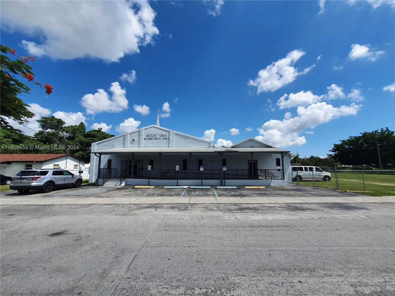 10041 W Jessamine St, Miami, Florida 33157, Miami, Florida 33157, ,Commercial Lease,For Rent,10041 W Jessamine St, Miami, Florida 33157,A11600458