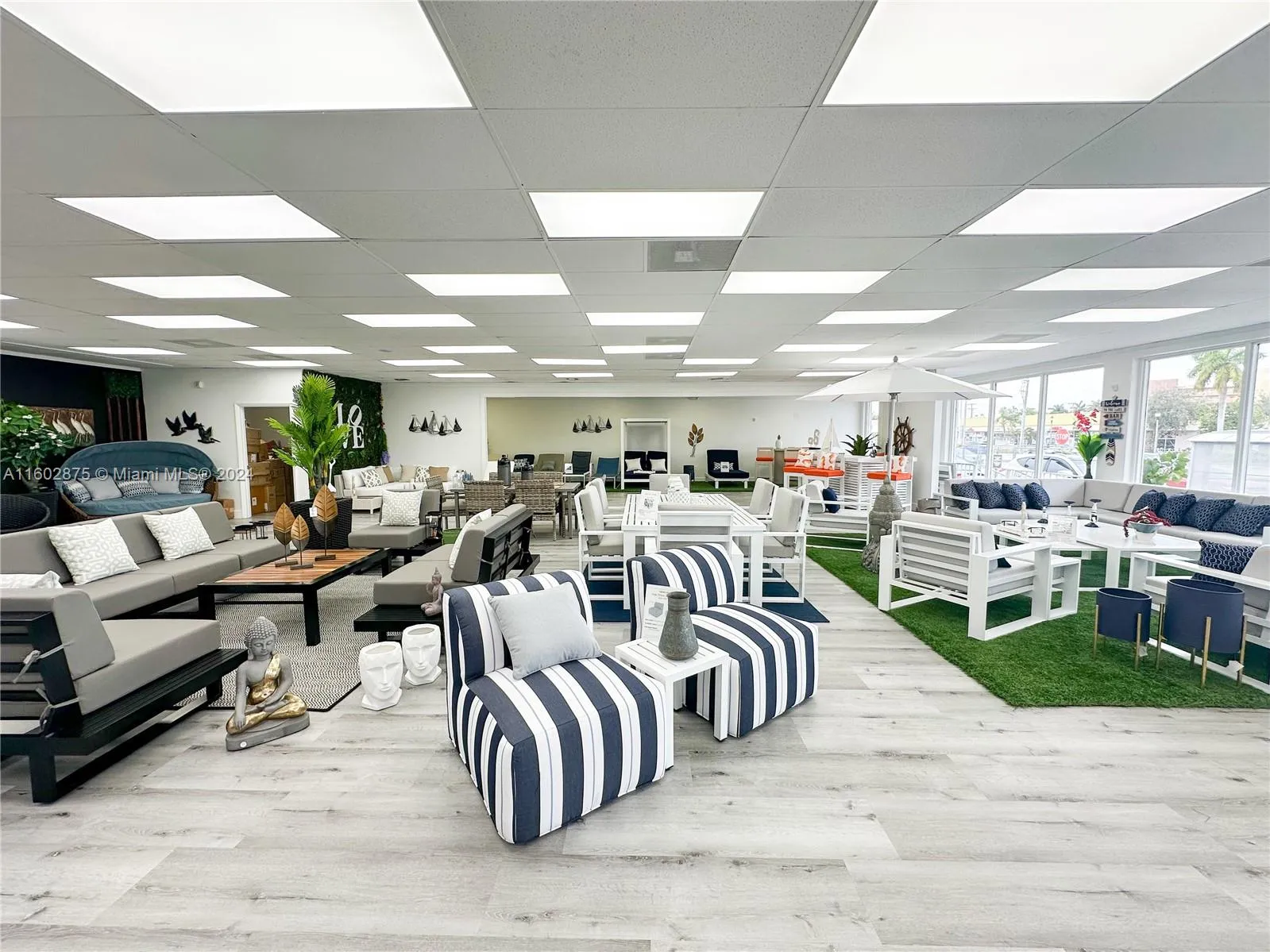 1724 Ne 163rd St, North Miami Beach, Florida 33162, North Miami Beach, Florida 33162, ,Commercial Lease,For Rent,1724 Ne 163rd St, North Miami Beach, Florida 33162,A11602875