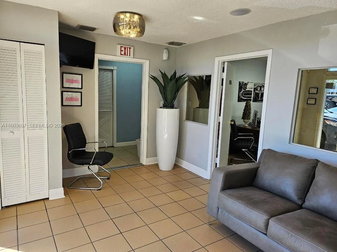 4010 E 8th Ave, Hialeah, Florida 33013, Hialeah, Florida 33013, ,Commercial Sale,For Sale,4010 E 8th Ave, Hialeah, Florida 33013,A11603607