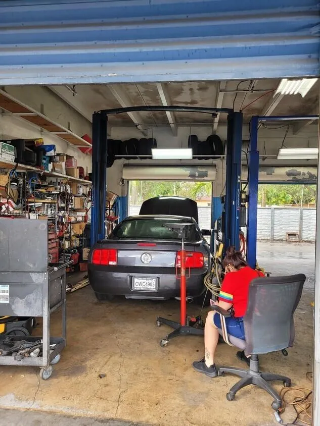 4010 E 8th Ave, Hialeah, Florida 33013, Hialeah, Florida 33013, ,Commercial Sale,For Sale,4010 E 8th Ave, Hialeah, Florida 33013,A11603607