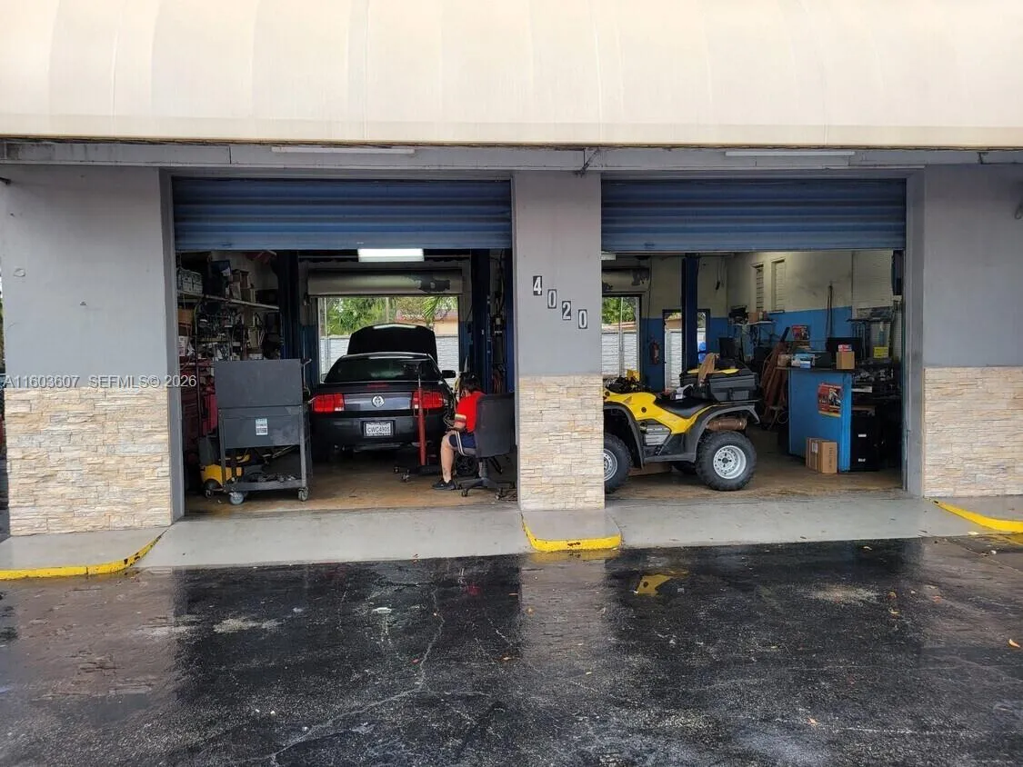 4010 E 8th Ave, Hialeah, Florida 33013, Hialeah, Florida 33013, ,Commercial Sale,For Sale,4010 E 8th Ave, Hialeah, Florida 33013,A11603607